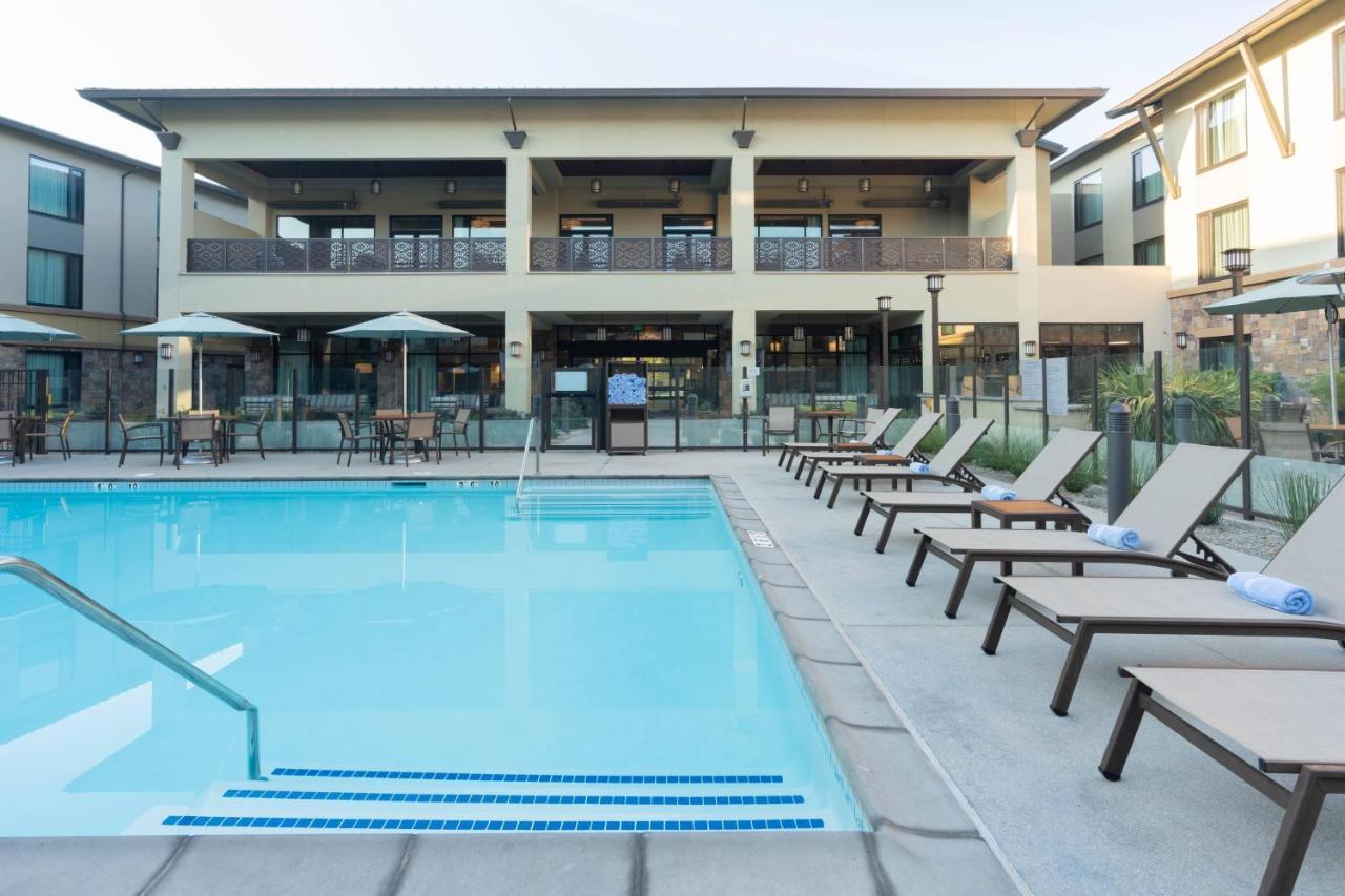 Courtyard By Marriott Thousand Oaks Agoura Hills Exterior foto